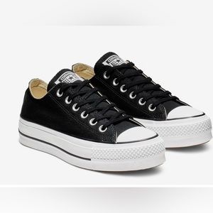 Converse Chuck Taylor Platform Sneaker - Women's